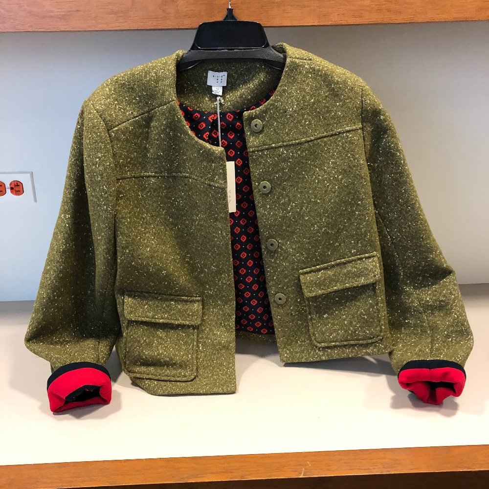 ADORABLE HOLIDAY JACKET/BLAZER
